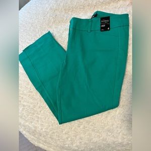 NY& C Audrey Pant Slim Leg Ankle Women's Size 4